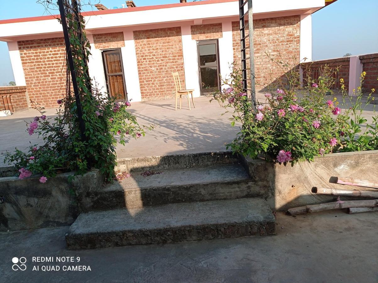 Whispering Woods Inn Bolpur Dış mekan fotoğraf
