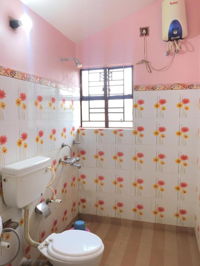 Whispering Woods Inn Bolpur Dış mekan fotoğraf