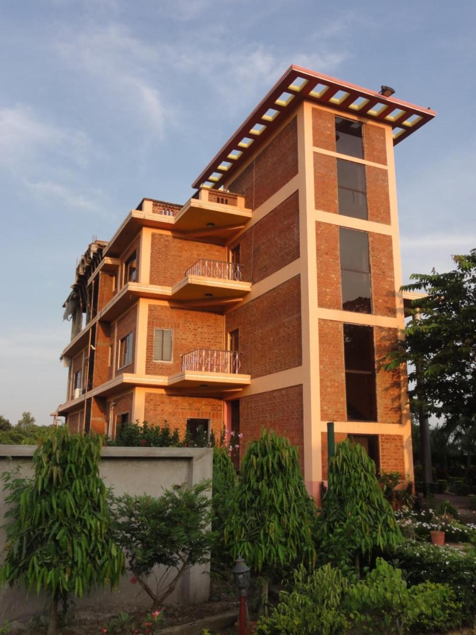 Whispering Woods Inn Bolpur Dış mekan fotoğraf